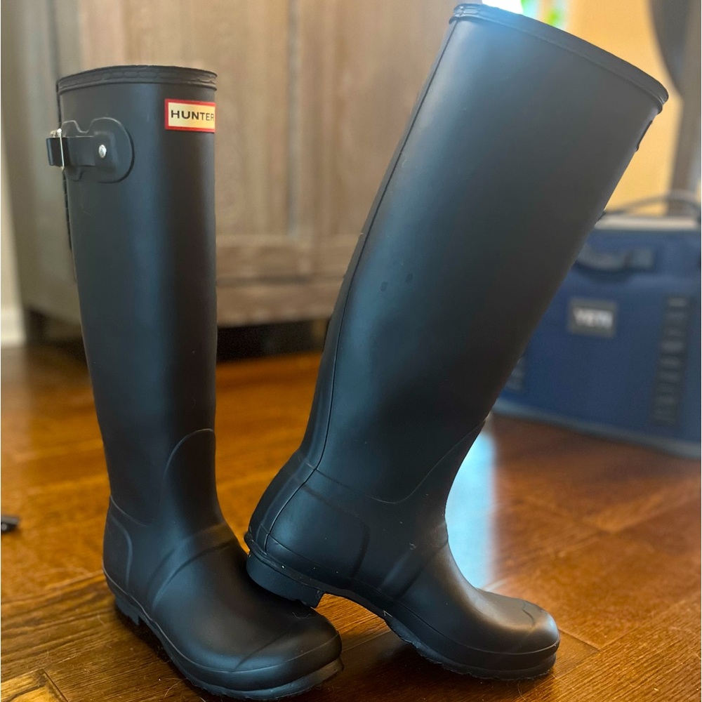 Hunter Women’s Original Rain Boots sz 9 Matte Black Excellent used condition EUC